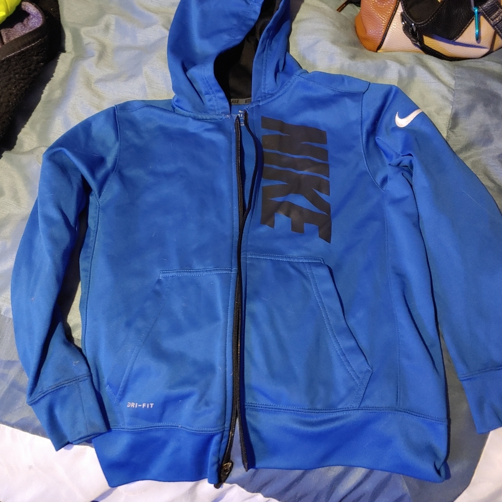 Nike jacket - Picture 2 of 2